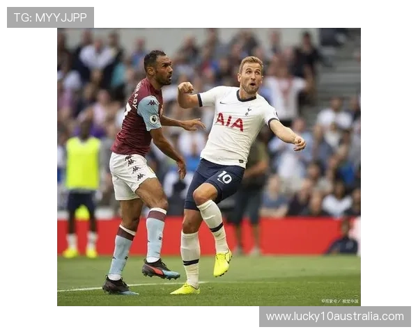 沃尔夫斯堡主帅西蒙尼斯面临下课危机，压力激增