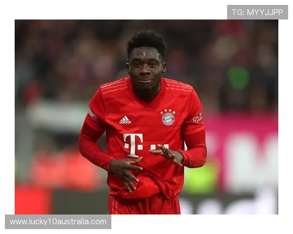 阿方索·戴维斯伤愈回归，拜仁左路防守增强