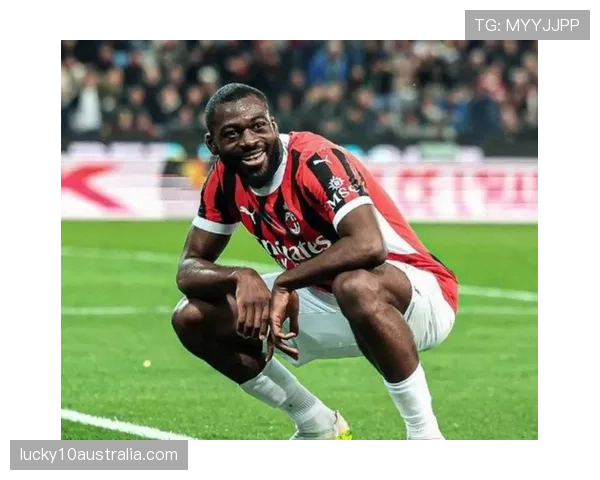 摩纳哥官方：中场核心福法纳因腿筋伤势将缺席三月所有比赛。